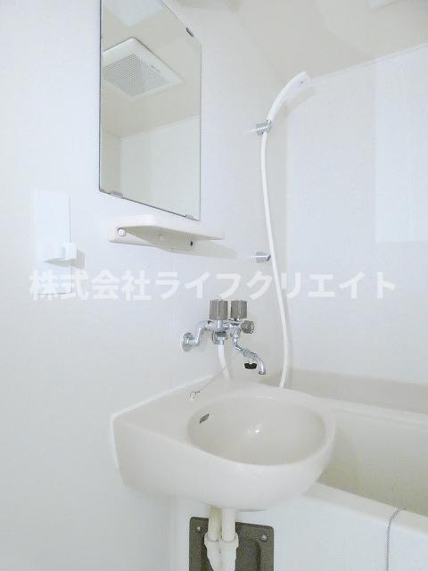 豊田マンションの洗面所