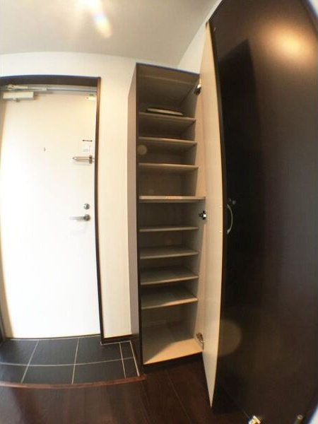 スタートリビングの玄関