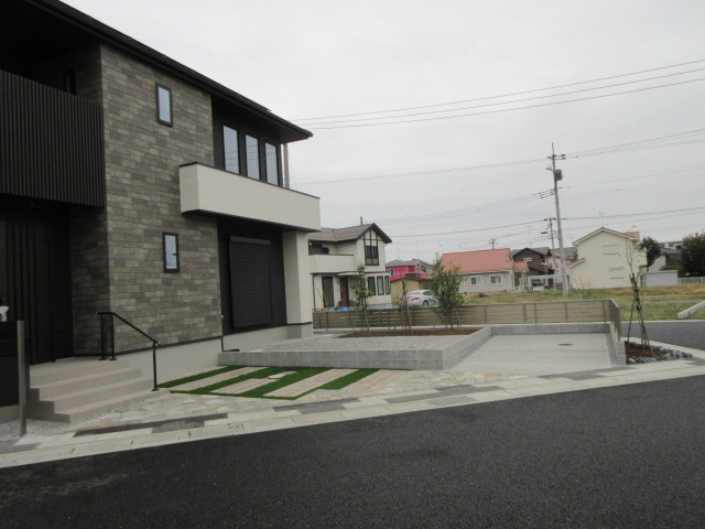 【仲介手数料無料】新築戸建　東松山市松山町3-6の駐車場