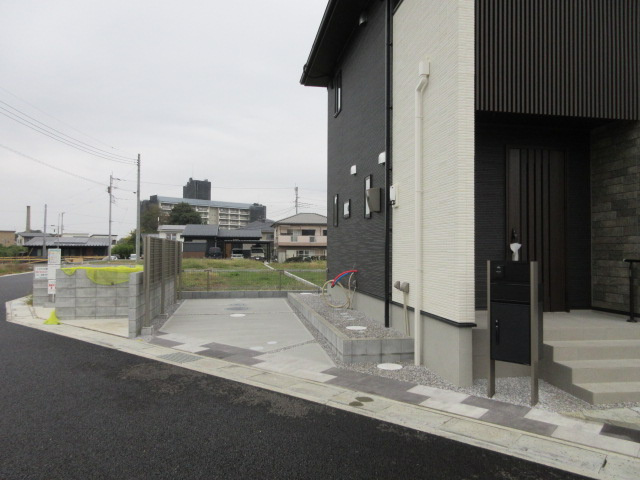 【仲介手数料無料】新築戸建　東松山市松山町3-6の駐車場