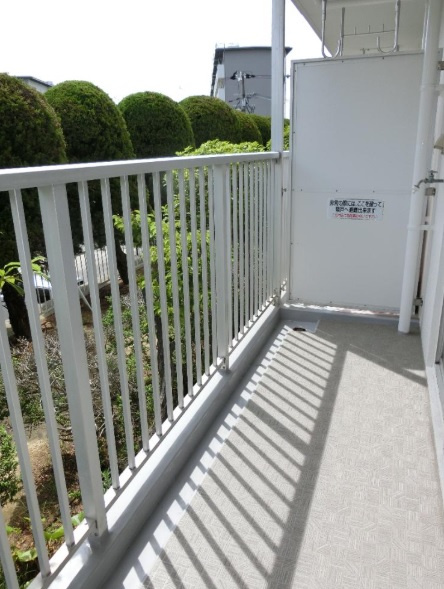 垂水高丸住宅１号棟のバルコニー