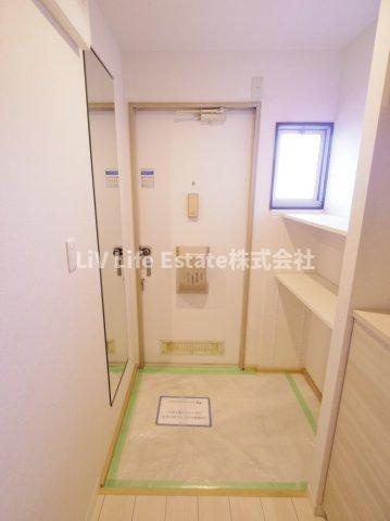 パークヒル国分寺の玄関