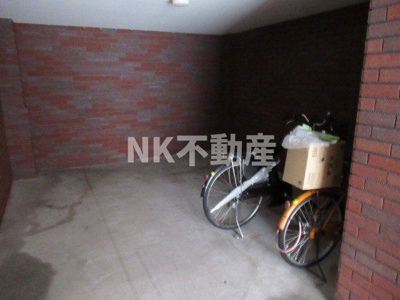 【その他共用部分】 | 大宝　レッドマンション（八戸ノ里賃貸） | 駐輪場です