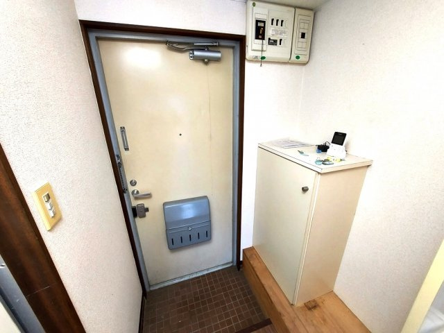 サンヒル南小池の玄関