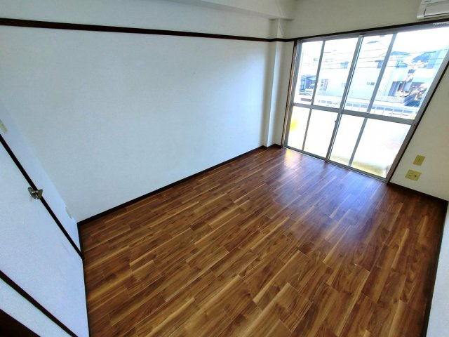 サンヒル南小池の居間・リビング