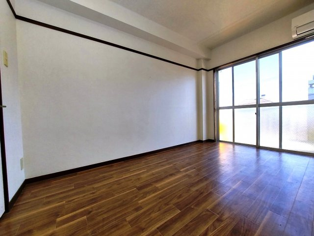 サンヒル南小池の居間・リビング