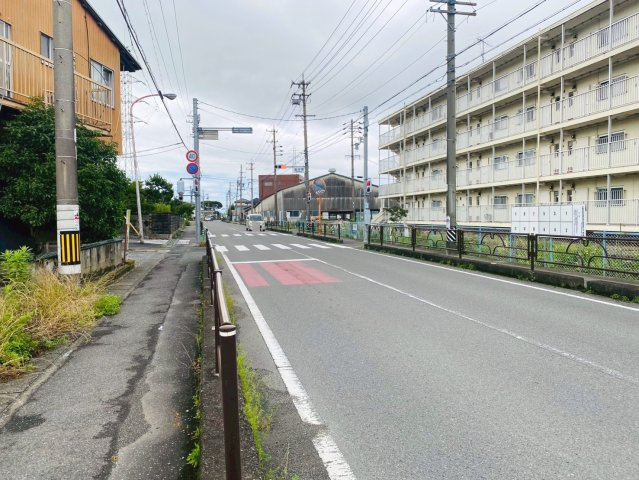 売土地　不破郡垂井町　167.88坪の前面道路含む現地写真