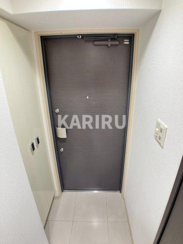 アーデン堺筋本町の玄関