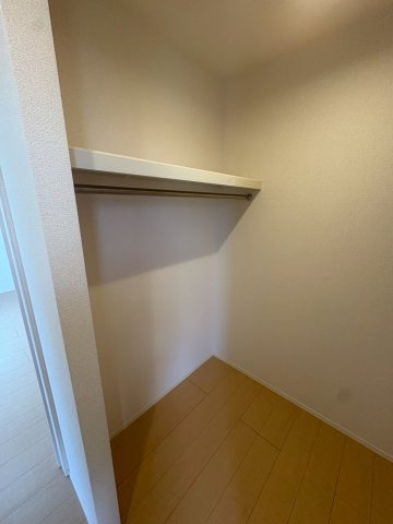 川崎市多摩区長尾７丁目のアパートの収納