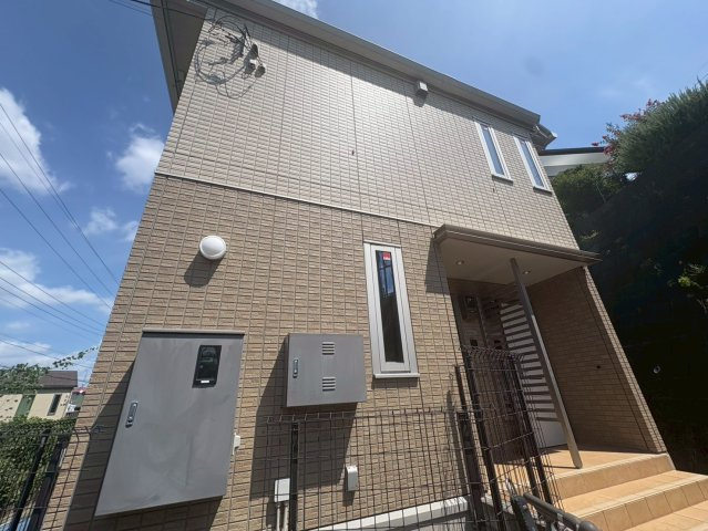 川崎市多摩区長尾７丁目のアパートの外観