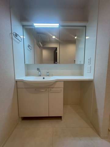 川崎市多摩区長尾７丁目のアパートの洗面所