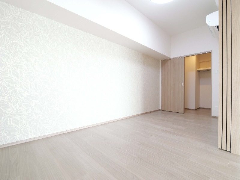 プレジオ宝塚ASIANの洋室