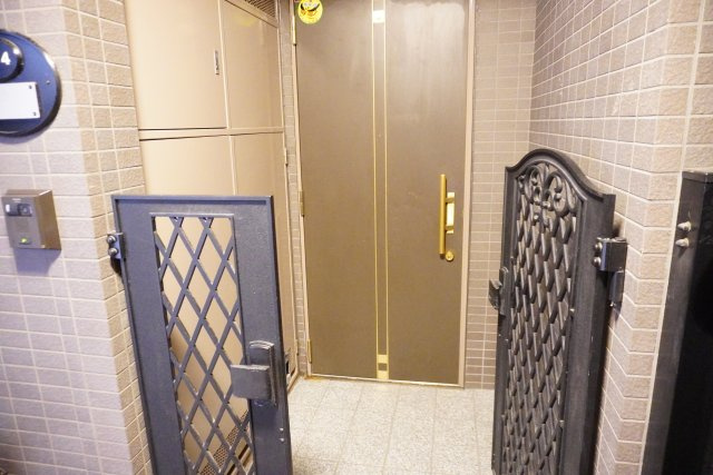 レクセルガーデン蒲生のその他共用部分|ポーチ