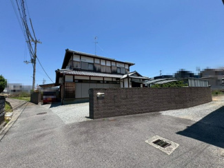 【駐車場】 | トイレ１階と２階の２ヶ所あります　忙しい朝や家族の多いご家庭も安心ですね♪