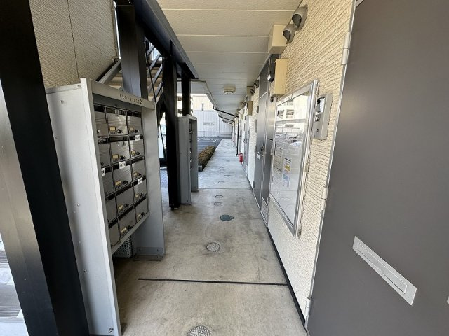 レオパレス中今泉のその他|1階廊下