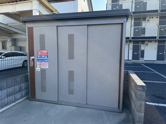 レオパレス中今泉のその他|入居者様専用ゴミ庫となります