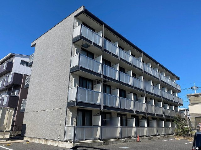 レオパレスプレジャー　宇都宮の外観