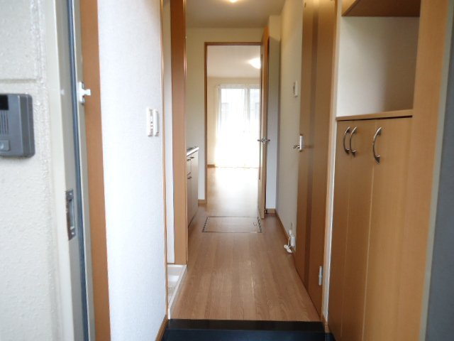 ラワンドゥラＫハウスの内装|廊下