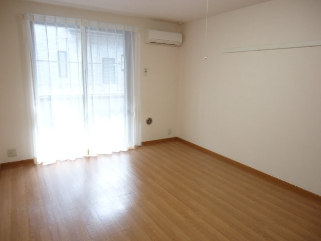 ラワンドゥラＫハウスの内装|洋室