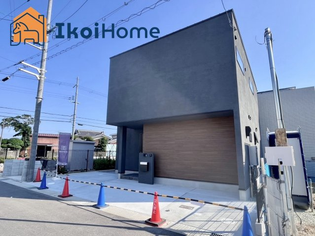 明石市魚住町長坂寺　Ⅱ　15号地　新築戸建の外観|注文建築以上でお洒落！東側公園で陽当り良好！駐車スペース2台可能！小さなお庭あり！BBQができます！