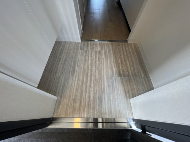 アルティザ姫路の玄関