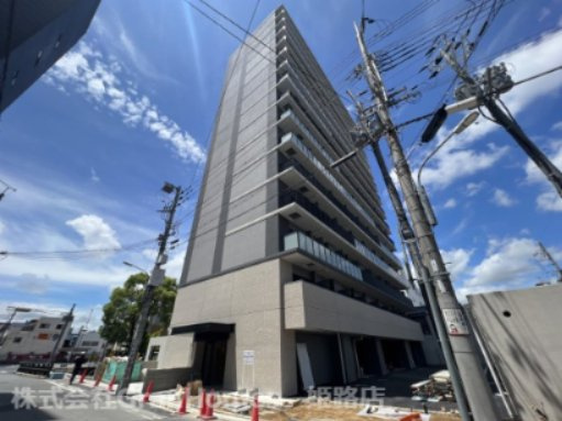 アルティザ姫路の外観