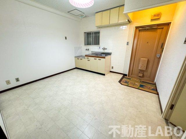 コーポエーワンの洋室