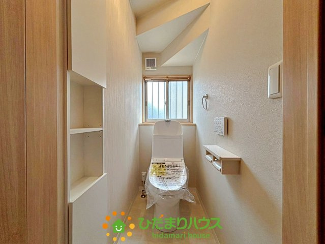 加須市東栄２丁目　中古一戸建てのトイレ