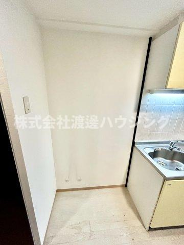 クリーデンス新大阪のその他|冷蔵庫設置スペース