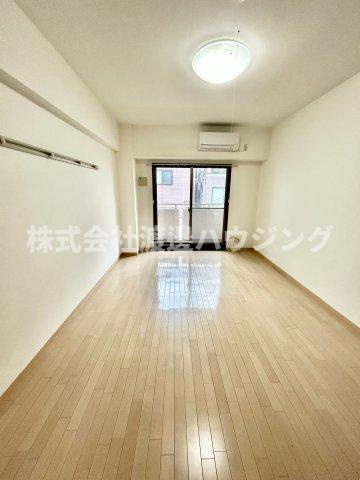 クリーデンス新大阪の寝室