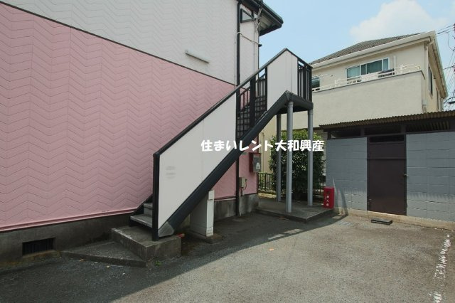 WINGWEST（ウイングウエスト）のエントランス