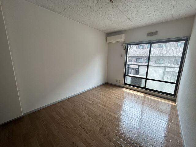 WINGWEST（ウイングウエスト）の居間・リビング