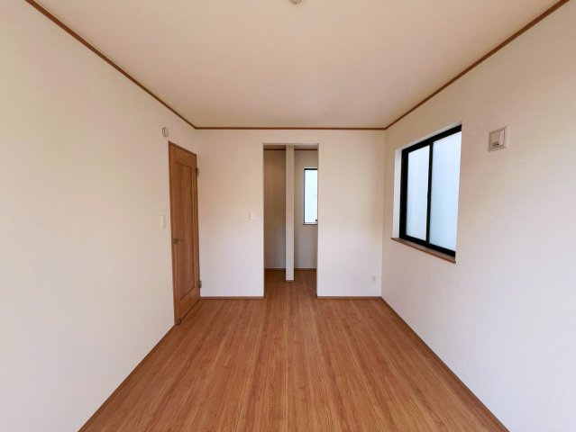 ハートフルタウン沖縄市南桃原　A号棟の洋室|7.1帖