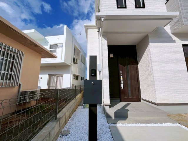 ハートフルタウン沖縄市南桃原　A号棟の設備|郵便受け