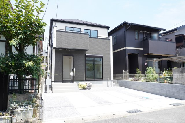越谷市大字南荻島 新築分譲住宅 の外観
