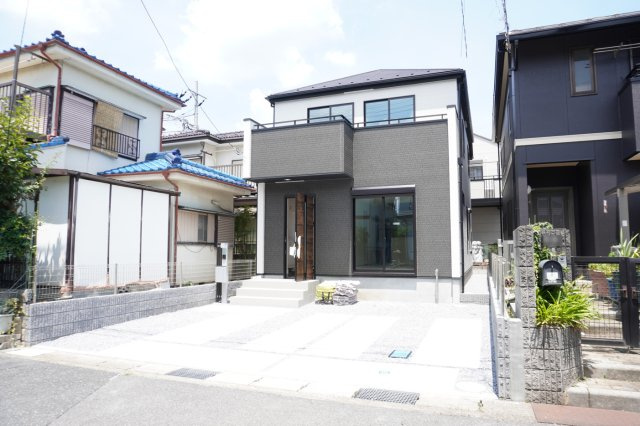 越谷市大字南荻島 新築分譲住宅 の外観