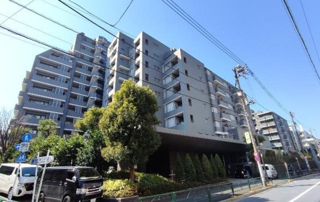 It’s東京フォーサイトスクエアの外観