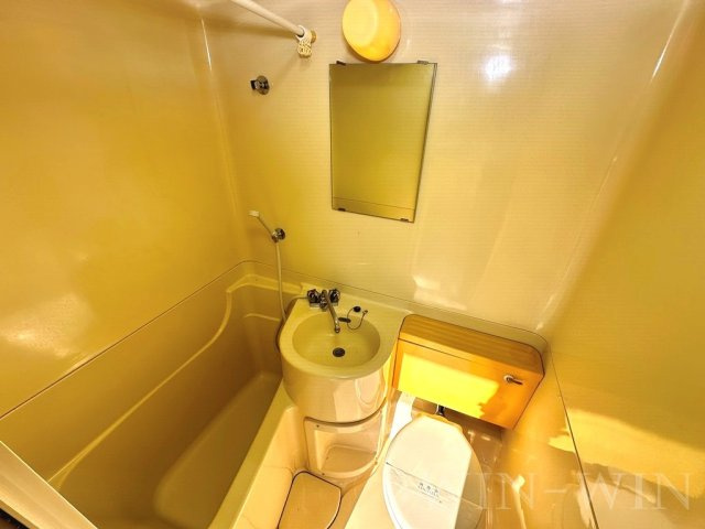 東小鷹野メゾンの浴室