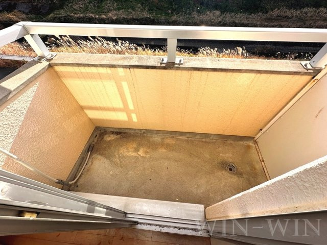 東小鷹野メゾンのバルコニー