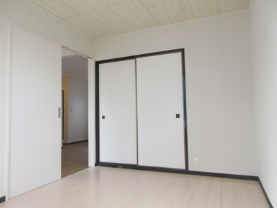 【洋室】 | ベルメゾン2