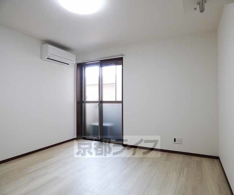 フラッティ京都西陣の居間・リビング