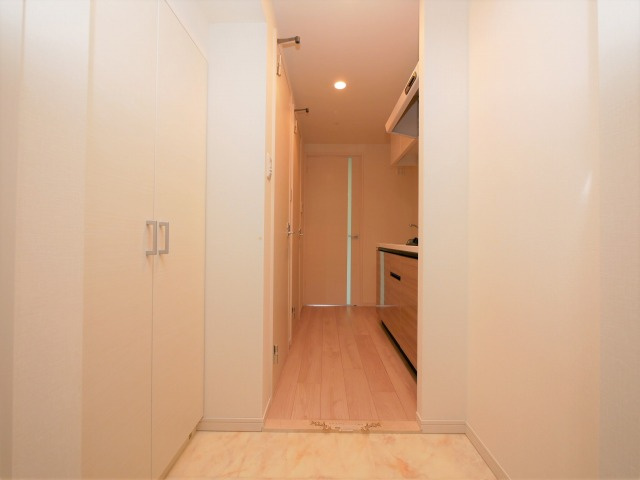 スプランディッド淀屋橋DUEの玄関