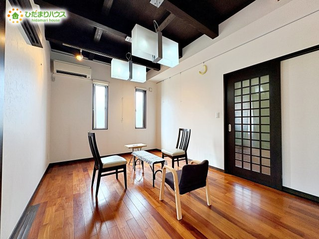 行田市門井町2丁目　中古一戸建ての居間・リビング