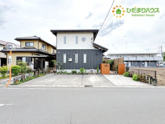 行田市門井町2丁目　中古一戸建ての駐車場