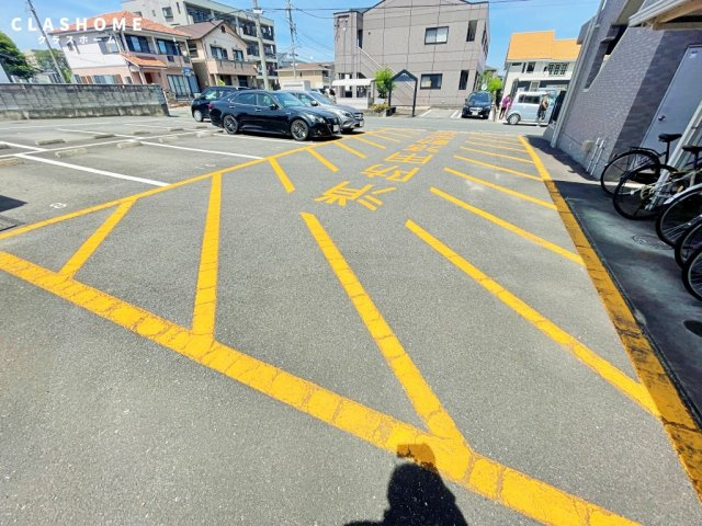 アミティエ　　　刈谷市近郊の賃貸はクラスホームの駐車場