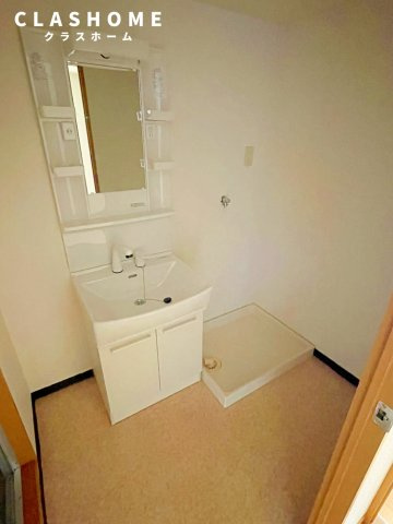 アミティエ　　　刈谷市近郊の賃貸はクラスホームの洗面所|同物件の別部屋になります。