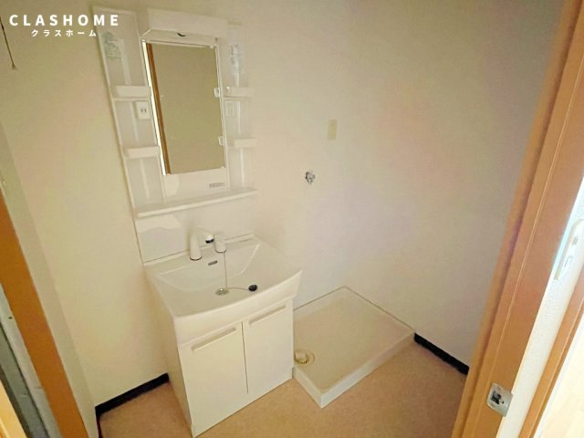 アミティエ　　　刈谷市近郊の賃貸はクラスホームの洗面所|同物件の別部屋になります。