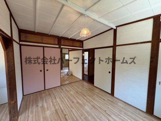 丘の上にある　　春のLa tortaの収納|大きなスペースがあり、収納には困りません