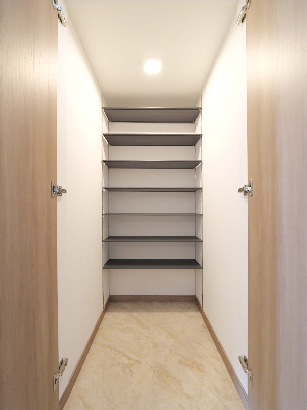 プレジオ宝塚ASIANの収納