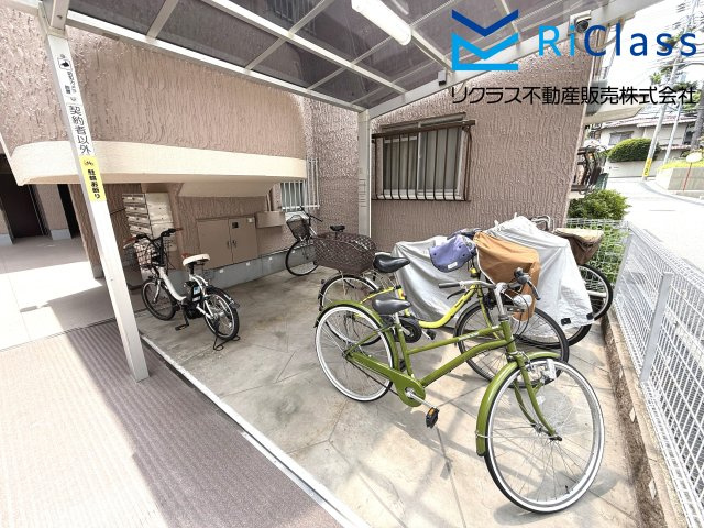 灘ビラーの駐輪場